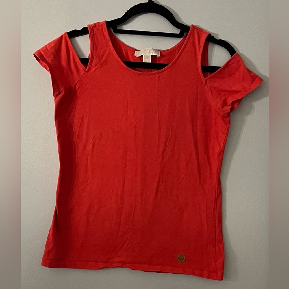 Michael Kors Coral Cold Shoulder Shirt off shoulder
top size I S